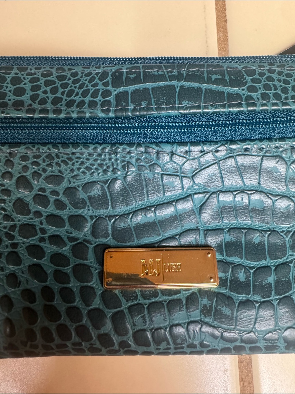 Makeup Junkie DemiMore Clutch Jade - Picture 3 of 7